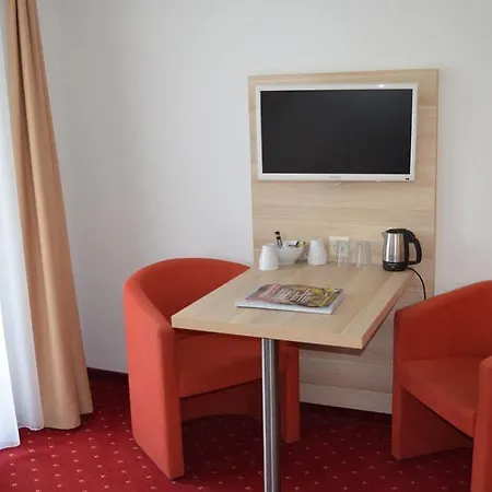Hotel Kreuz 2*